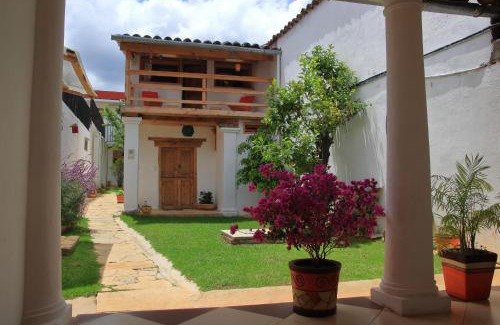 Del Cerrillo House | Gaia Guest House