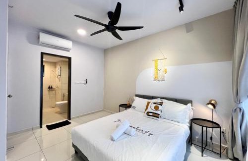 Bangsar South Apartment | Gaia Residence, Gamuda Gardens Rawang by Sleepy Bear