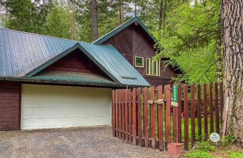 Wallowa County House | Gail's Lodge