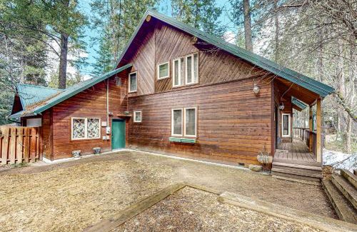 Wallowa County House | Gail's Lodge
