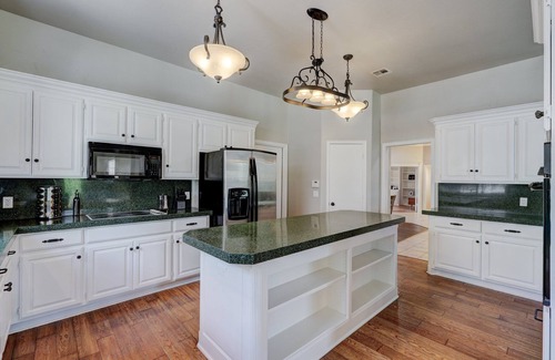 Remington Villa | GAILLARDIA COUNTRY CLUB⛳THREE KING BEDS🛏️HEATED POOL🏊HOT TUB♨️POOL TABLE🎱