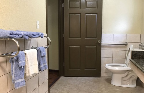 University Heights Hotel | Gainesville Lodge