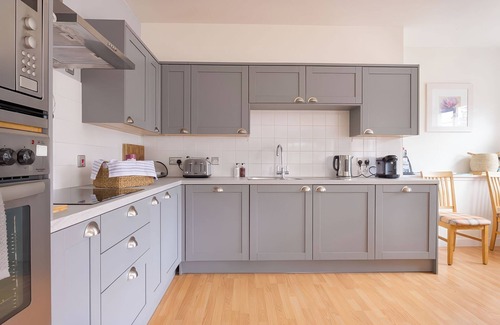 Ballater Cottage | GAIRN APARTMENT, family friendly in Ballater