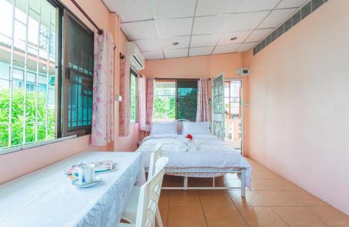 Bang Yi Khan House | Gaiwandhanat Homestay