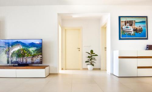 Brela Apartment | “Gajeta” 2- bedroom apartment with sea view