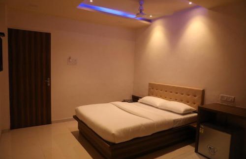 Indira Nagar Hotel | Galaxy inn By Glitz Hotels