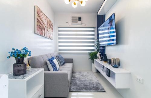Mandaue Apartment | Galena by J&J (1BR . Wi-Fi . Netflix . Pool)