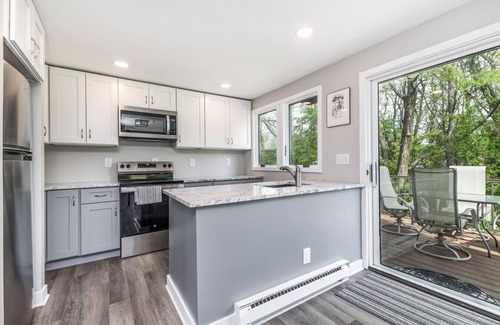 The Galena Territory House | Galena Territory | 2BR/2BA Townhome w/Fireplace & Scenic Views
