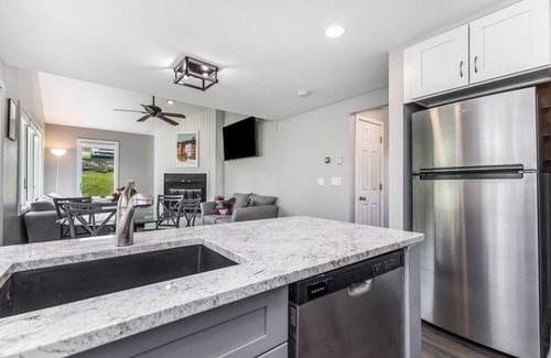 The Galena Territory House | Galena Territory | 2BR/2BA Townhome w/Fireplace & Scenic Views