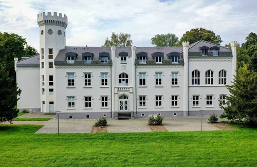 Hohendorf Apartment | Galery-apartment Deluxe 13 - Schloss Hohendorf