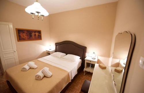 Old Town Apartment | Galiello & Bacco by CorfuEscapes