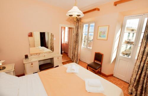 Old Town Apartment | Galiello & Bacco by CorfuEscapes