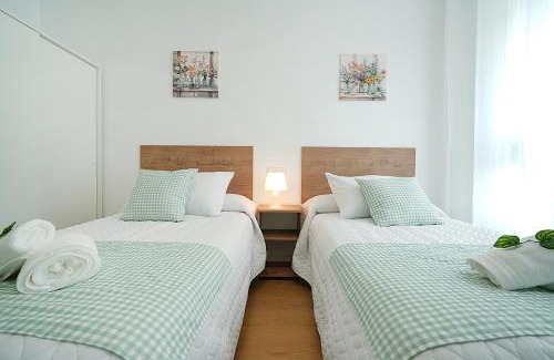 Vilagarcia de Arousa Apartment | GALIHOST - Apartamentos con parking frente a la playa