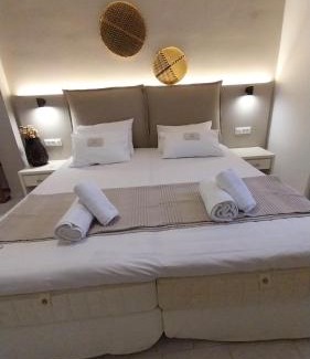Finikas Apartment | Galini Rooms & Apartments