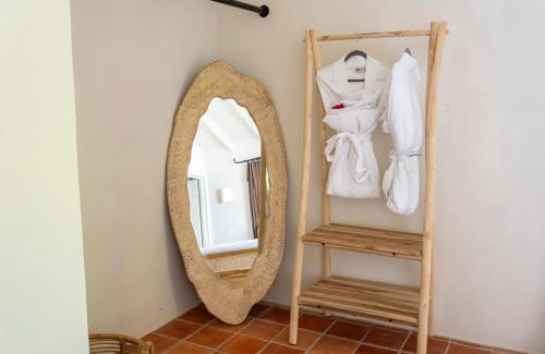 Freemans Bay Apartment | Galleon Beach 2 Bedroom Cottages