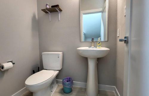 Houston Apartment | Galleria Exquisite Three Story Home Brand New Development