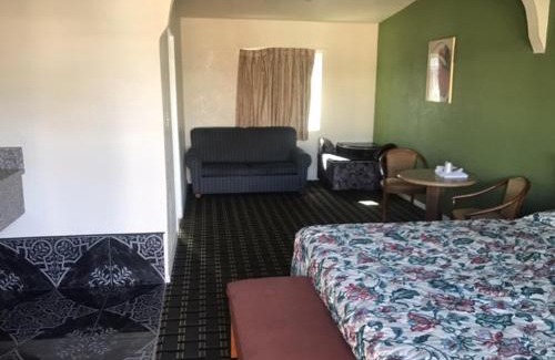 Montclair Hotel | Galleria Inn Montclair/Ontario