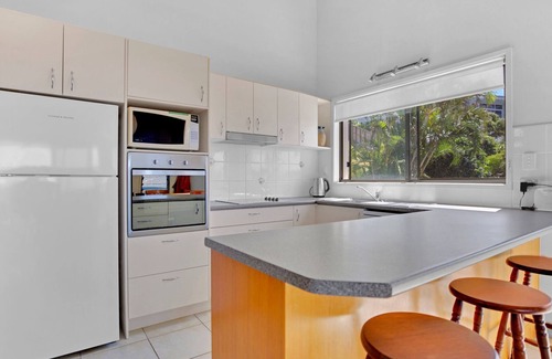 Peregian Beach Apartment | Galleries 3 - 3/28 Peregian Esplanade