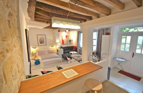 Marais Apartment | Gallery