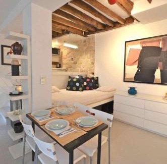 Marais Apartment | Gallery
