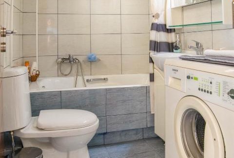 Mesolongi Apartment | Gallery Suites 'Artemis'