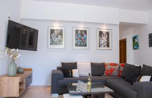 Ialyssos Apartment | Gallery7B
