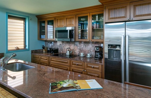 Estate Enighed Condo | Gallows Point 8D, luxury oceanview upper premium condo at Gallows Point Resort.