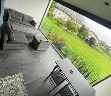 Quartino Apartment | Gambarogno Locarno - Modern and Comfortable