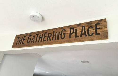 Green Bay House | Game Day on Rockdale