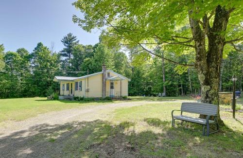 North Creek House | Game Room and Yard Charming North Creek Home!