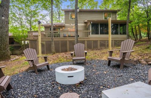 Massanutten House | Game Room Hot Tub Mins to Slopes Fire Pit