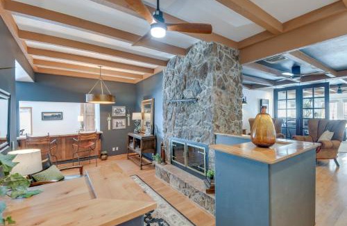 Craig Villa | Game Room, Media Room and Pool Luxe Villa in Craig!