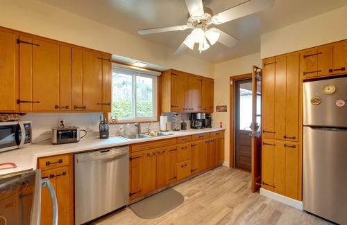 Jackson House | Game Room & Patio: Charming Jackson Retreat!