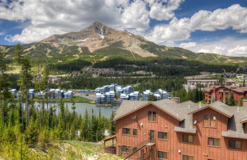 Big Sky Apartment | Game Room, Pool & Hot Tubs, Amazing Views, 2 Living Rooms