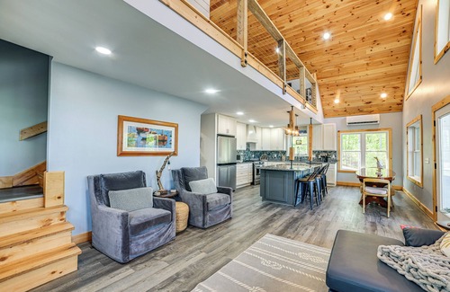 New Concord Cottage | Game Room & Screened Porch: Kentucky Lake Retreat!