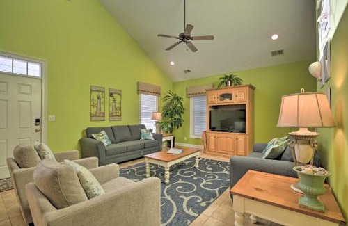 Garden City House | Game Room Surfside Beach Resort Hideaway!