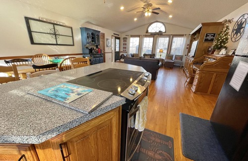 Northwest Harwich House | ⭐️Game Room, Wi-Fi, Bikes, Beach Supplies, Quiet Street, Central ACHeat