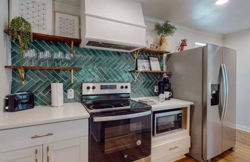 Central Arlington House | Game Time Getaway | Gameroom & Bar near AT&T
