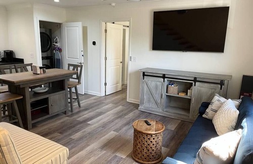 Auburn Condo | Gameday Comfort, 2br/2ba, 5 mins walk to Stadiums!