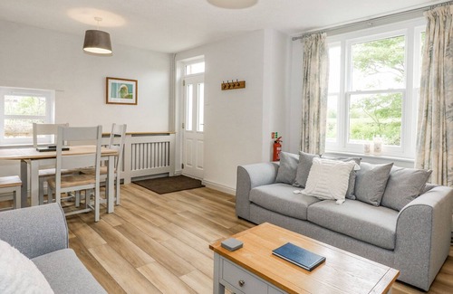 Titchwell Cottage | GAMEKEEPERS COTTAGE, pet friendly, with a garden in Brancaster