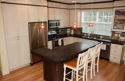 Lincoln City House | GAMERS Haven ARCADE WORLD @ the Beach! Spacious, Family-Friendly, SEE SPECIALS!!