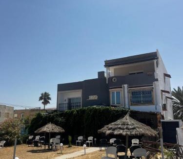 Raoued plage House | Gammarth Blue Rooftop, Pieds dans l'eau, Terrasse panoramique face à la mer