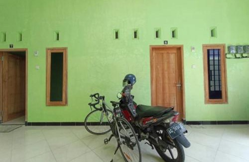 Kediri House | Ganesa Women Homestay