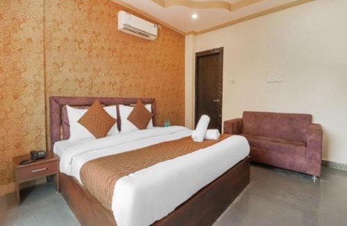 Mayapur Hotel | Ganga Palace