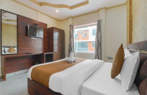 Mayapur Hotel | Ganga Palace