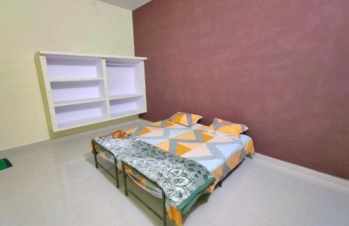 Allahabad House | Ganga View home stay