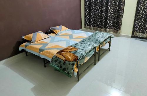 Allahabad House | Ganga View home stay
