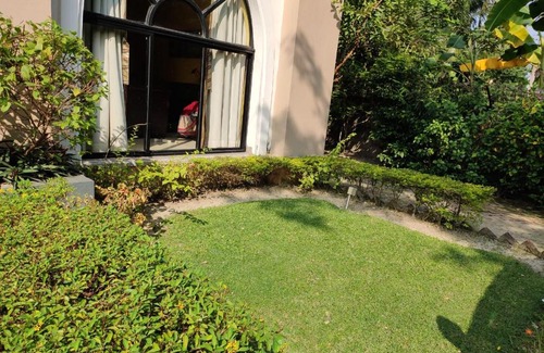 Raichak Villa | Ganges house