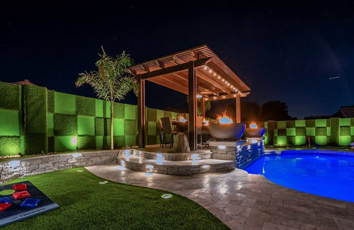 Mission Monterey House | Gangster 7BR/4 bath/ w250k yard/ Heated Pool/ Arcade/ GameRoom-Dupe SC