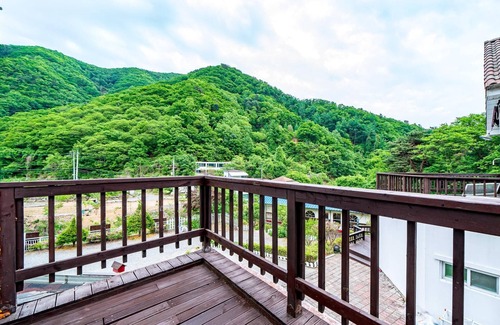 Oeseo House | Gapyeong Artlupension